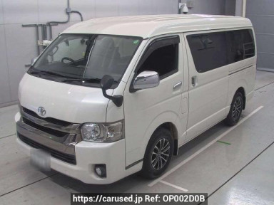 Toyota Hiace Van TRH211K