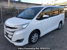 Toyota Noah ZRR85G