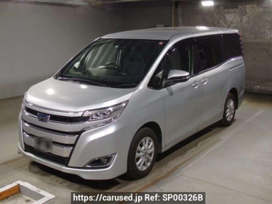 Toyota Noah ZWR80G