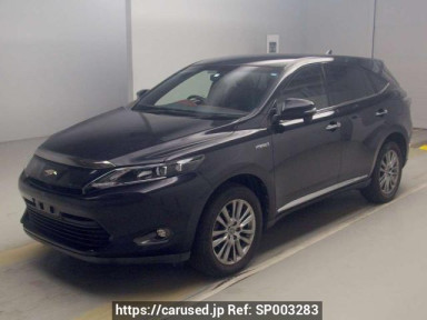 Toyota Harrier Hybrid AVU65W