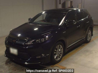 Toyota Harrier Hybrid AVU65W