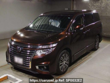 Nissan Elgrand TE52