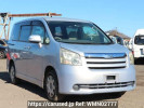 Toyota Noah ZRR70G