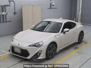 Toyota 86 ZN6