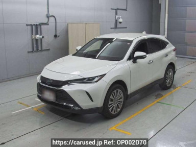 Toyota Harrier Hybrid AXUH85