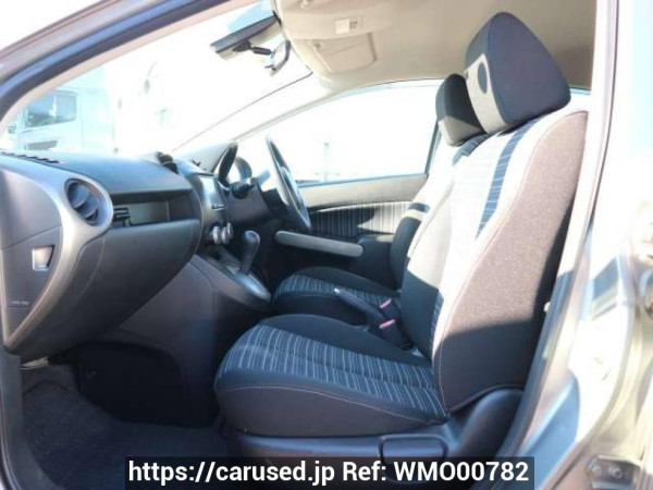 Used 2010 AT mazda demio DE3FS Image[14]