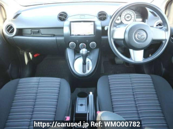 Used 2010 AT mazda demio DE3FS Image[19]