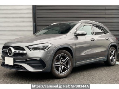 Mercedes Benz GLA-Class 247713M