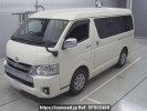 Toyota Hiace Wagon TRH214W