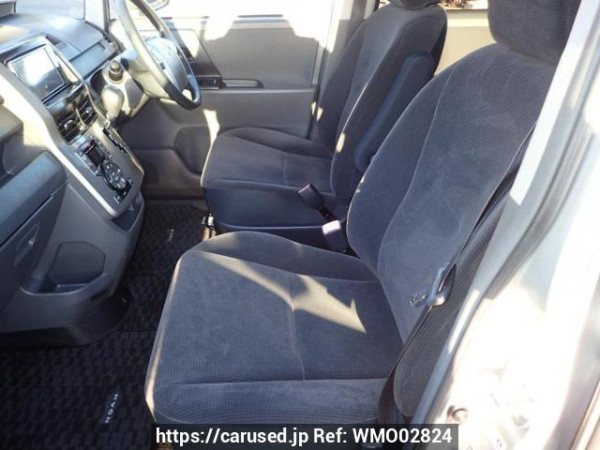 Used 2009 AT toyota noah ZRR75G Image[10]
