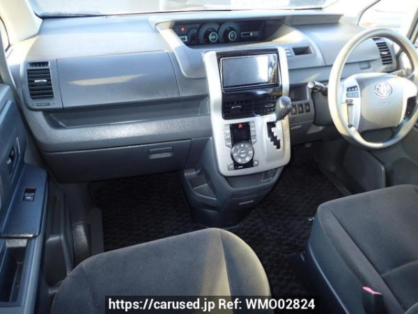 Used 2009 AT toyota noah ZRR75G Image[14]