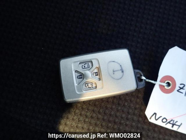 Used 2009 AT toyota noah ZRR75G Image[33]