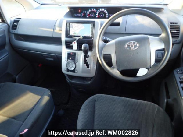 Used 2007 AT toyota noah ZRR75G Image[13]