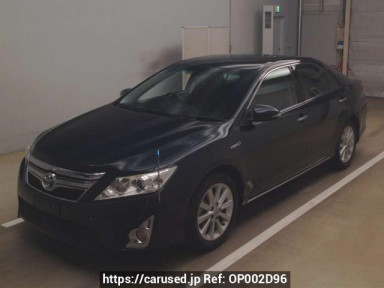 Toyota Camry AVV50