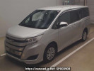 Toyota Noah ZRR85G