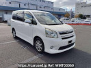 Toyota Noah ZRR70W