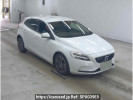 Volvo V40 MB4154T