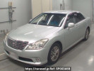 Toyota Crown GRS200