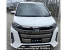 Toyota Noah ZRR80W