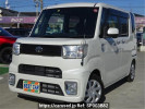 Toyota Pixis Mega LA700A