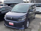 Toyota Voxy ZRR85G