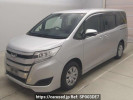 Toyota Noah ZRR80G