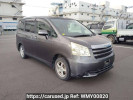 Toyota Noah ZRR70G