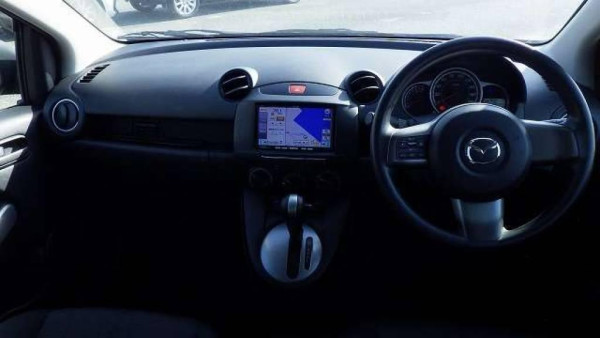 Used 2013 AT mazda demio DE3FS Image[19]