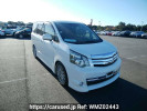 Toyota Noah ZRR70W