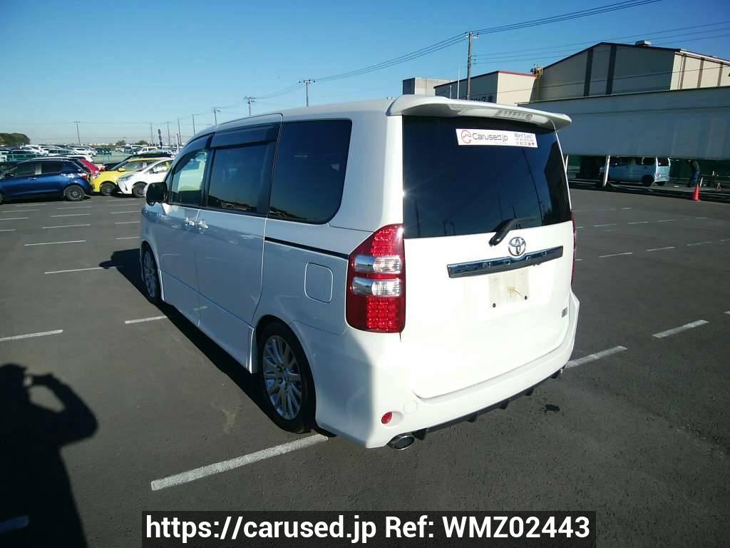 Buy Used 2010 Toyota Noah ZRR70W (WMZ02443) | Japanese Used