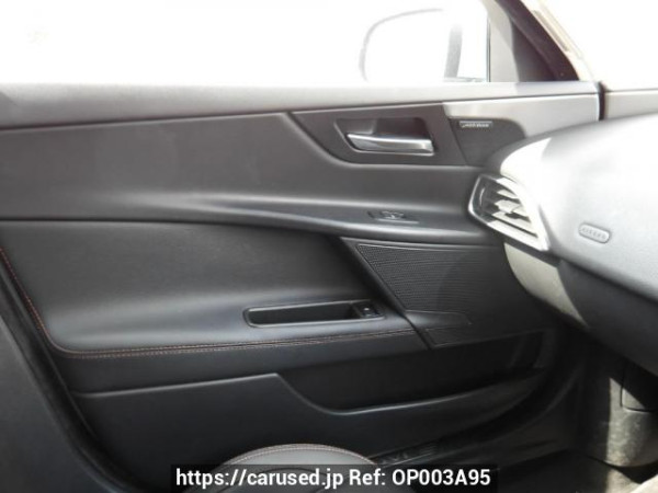 Used 2017 AT jaguar xe JA2NA Image[31]
