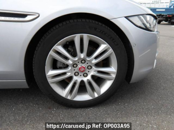 Used 2017 AT jaguar xe JA2NA Image[33]