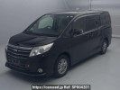 Toyota Noah ZRR80G