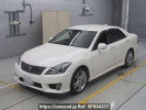 Toyota Crown GRS200