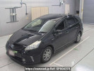 Toyota Prius alpha ZVW41W