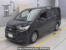 Toyota Noah ZRR80G