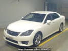 Toyota Crown GRS200