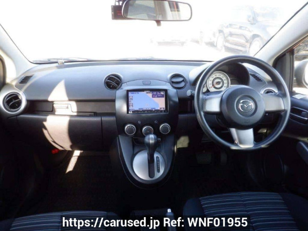 Used 2010 AT mazda demio DE3FS Image[16]