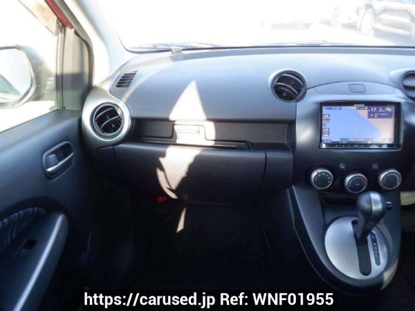 Used 2010 AT mazda demio DE3FS Image[17]