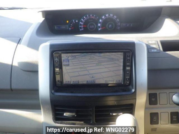 Used 2007 AT toyota noah ZRR75G Image[20]