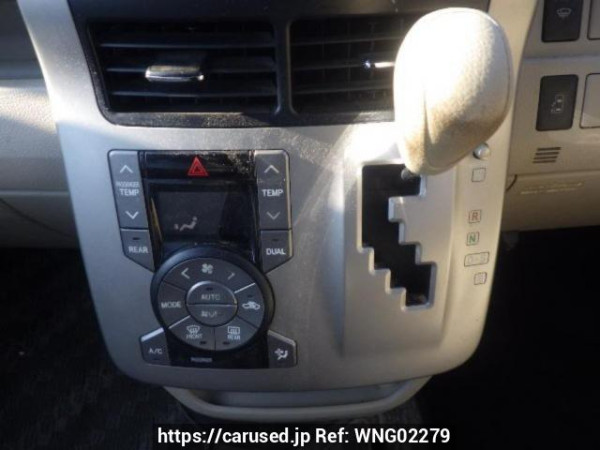 Used 2007 AT toyota noah ZRR75G Image[22]