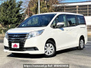 Toyota Noah DBA-ZRR80G