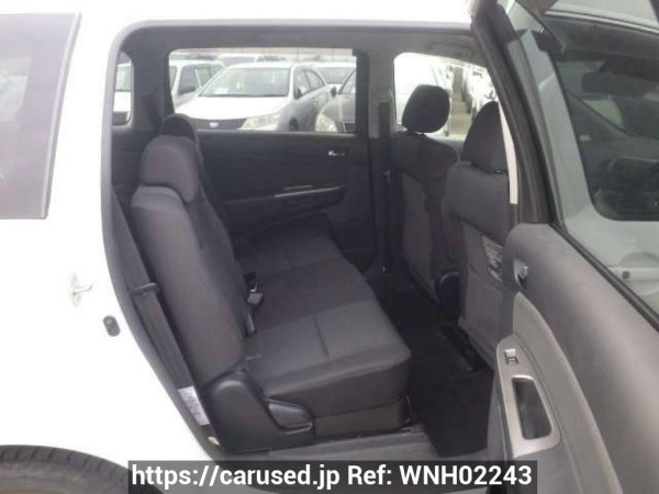 Used 2004 AT toyota wish ANE10G Image[13]