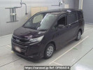 Toyota Noah ZRR85G