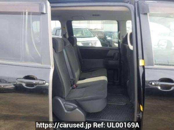 Used 2010 AT toyota voxy ZRR70G Image[13]