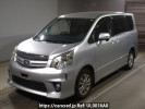 Toyota Noah ZRR75W