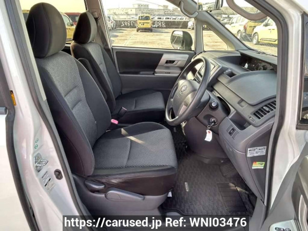 Used 2008 AT toyota noah ZRR75W Image[13]