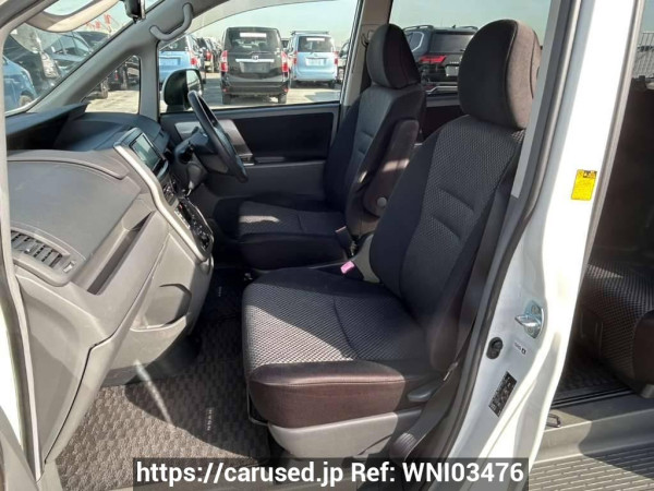 Used 2008 AT toyota noah ZRR75W Image[14]