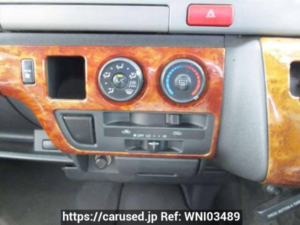 Used 2004 AT toyota regiusace-van KDH200V Image[21]