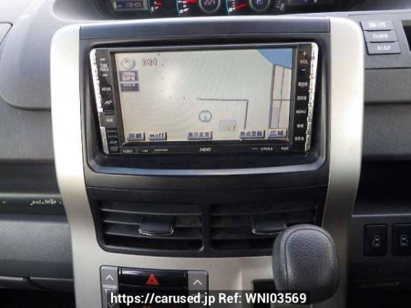 Used 2009 AT toyota voxy ZRR75G Image[17]